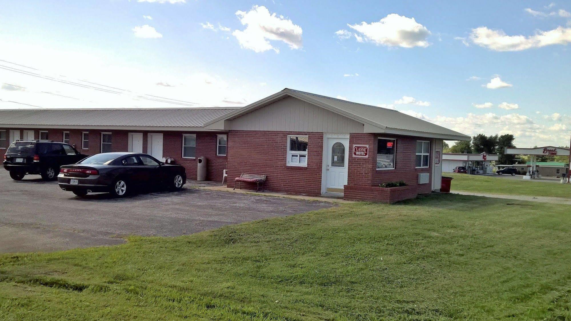 Classic Motel Higginsville ภายนอก รูปภาพ